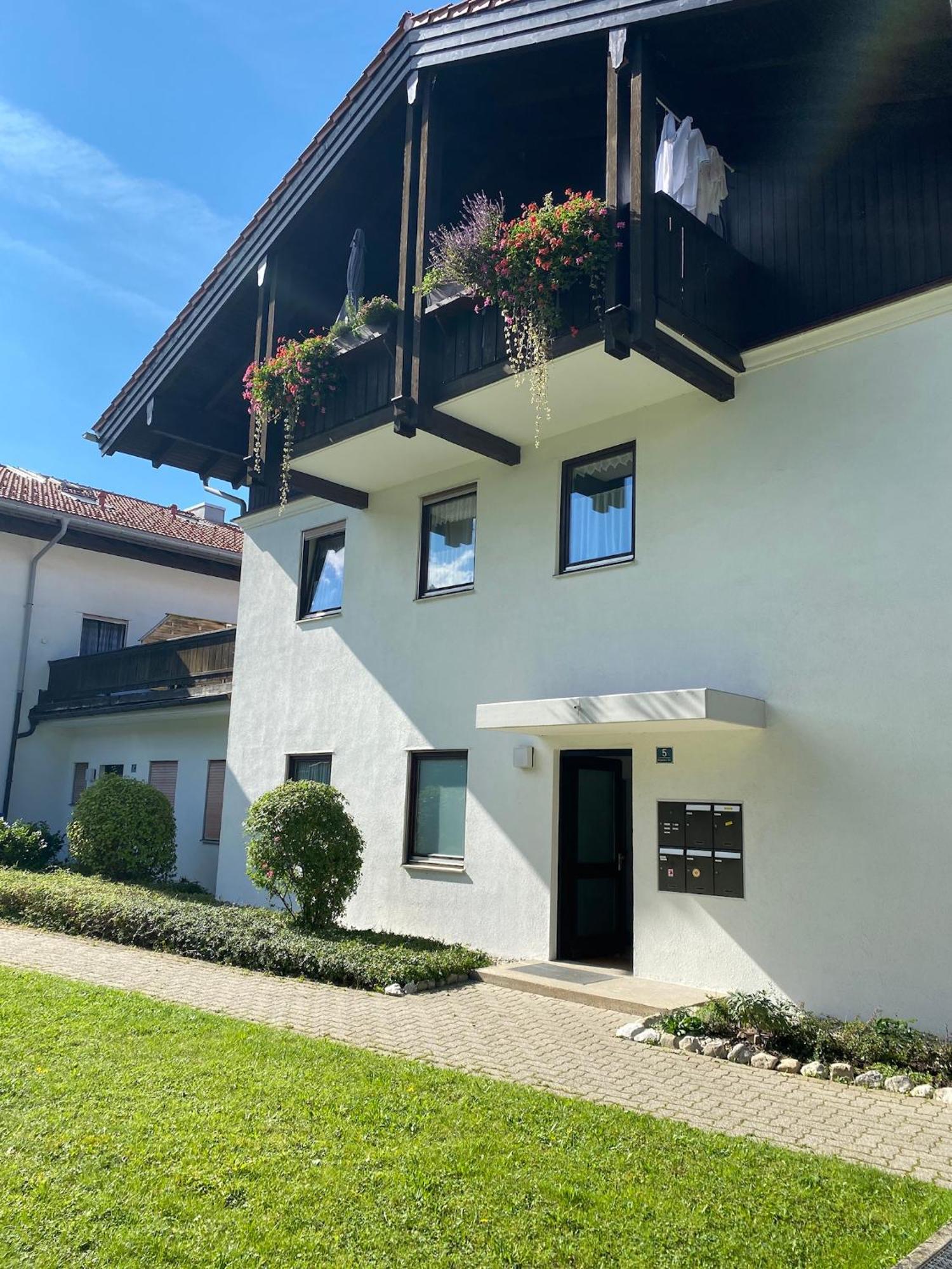 Ferienwohnung Chiemgauzeit - Chiemgaukarte Inzell Ngoại thất bức ảnh